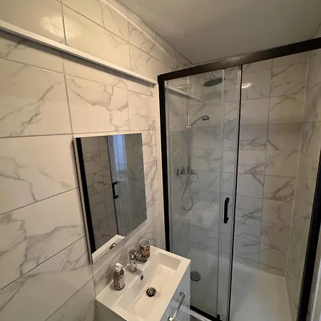 Cathedrale Apartment *